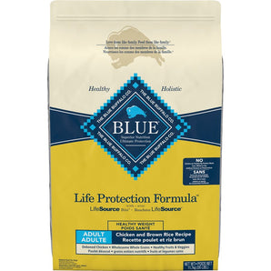 Nourriture sèche pour chiens adultes BLUE BUFFALO Life Protection. Formule Poids santé Recette de poulet. 11.79 kg.
