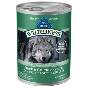 Nourriture humide pour chiens adultes BLUE WILDERNESS. Saveur de canard et poulet grillé. 354 g.