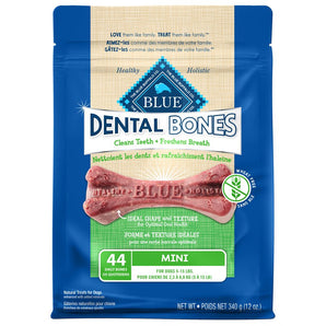 Gâteries dentaires pour chiens BLUE BUFFALO DENTAL BONES. Choix de grandeurs et de formats.
