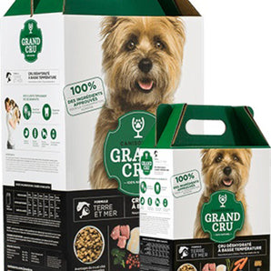 Canisource Grand Cru gourmet dehydrated dog food. Land &amp; Sea meals. Choice of format.