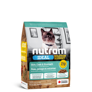 Nutram I19 Ideal Solution Support cat food. Sensitive stomach formula. Chicken and salmon. Format choice.