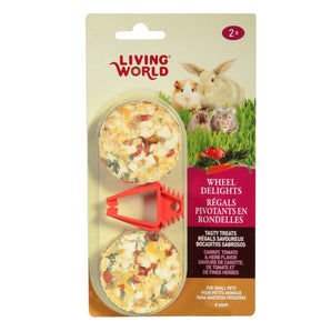 Living World Small Animal Swivel Treats in Rings, 2-pack. 68g. Carrot, tomato and herb flavour.