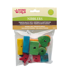 Jouets à gruger pour petits animaux Nibblers Living World en bois, formes diverses, paquet de 12, variété.