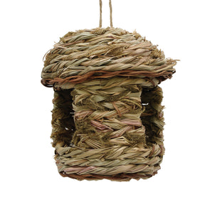 Living World Reed and Orchard Hay Nest for Finches. Hut style. 17x17x20cm