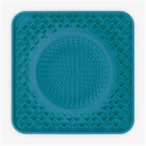 Tapis de léchage en siliconne avec bol intégré de Messy Mutts. Choix de couleurs.