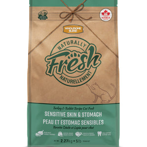 TROUW NUTRITION NATURALLY FRESH dry cat food. Turkey and rabbit. Choice of formats.