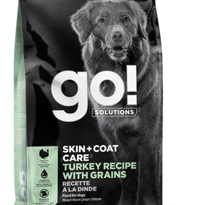 Nourriture sèche pour chiens PETCUREAN GO! SOLUTIONS Formule peau et poils. Recette à la dinde. 1,59 g.