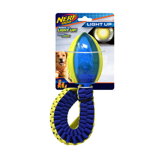 Ballon de football Nerf Dog avec DEL et queue en scoubidou carré.
